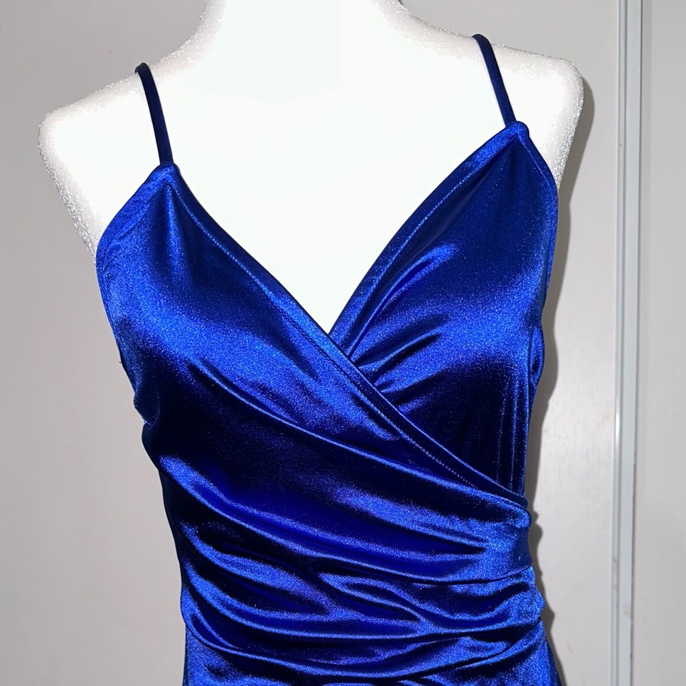 Bodycon mini satin dress